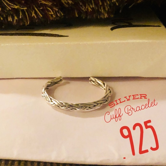 Sterling Silver .925 Cuff Bracelet 30 grams (Smoke Free Home) - Picture 2 of 8